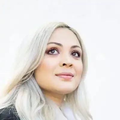 Portrait of Humaira Ahmed, CEO and founder of BestHuman